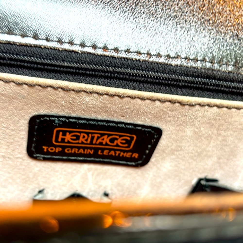 Heritage Black Leather Briefcase - Picture 9 of 13